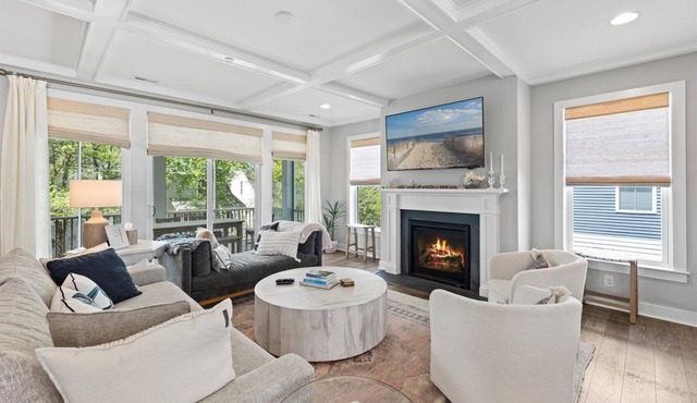 5BR Beauty Near Bethany-Community Pool; Linens