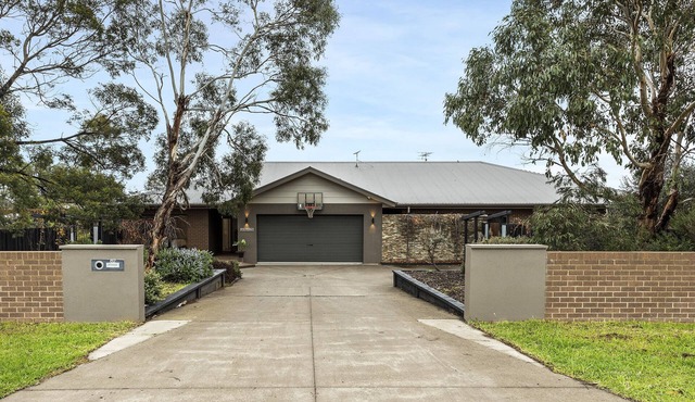 5BR Birdwatcher Reedylake Farm in Leopold