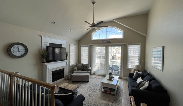 5br Convenient 43rd St Location - Pet Friendly