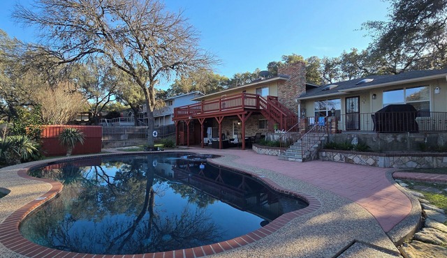 5BR Family Spring Getaway Home w/Pool, EV Charger, Close to City Attractions