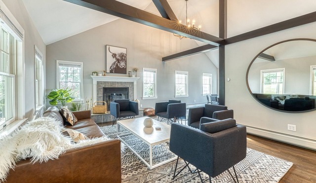 5BR Farmhouse☆King Size Bed☆Mountain View☆28 Acres