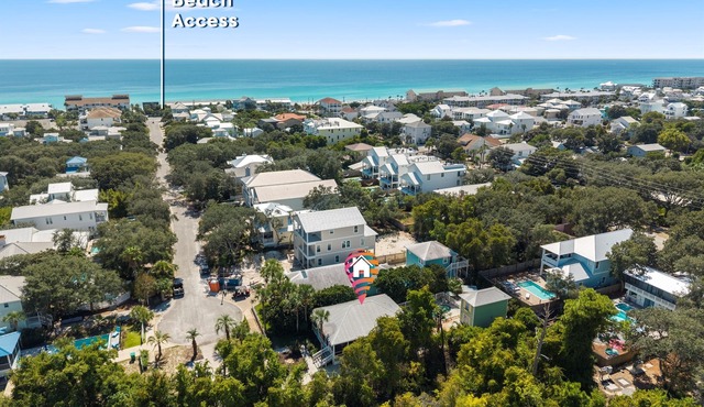 5BR - Heated Private Pool—Sleeps 14, multi-family, dog friendly, <5 min to Beach