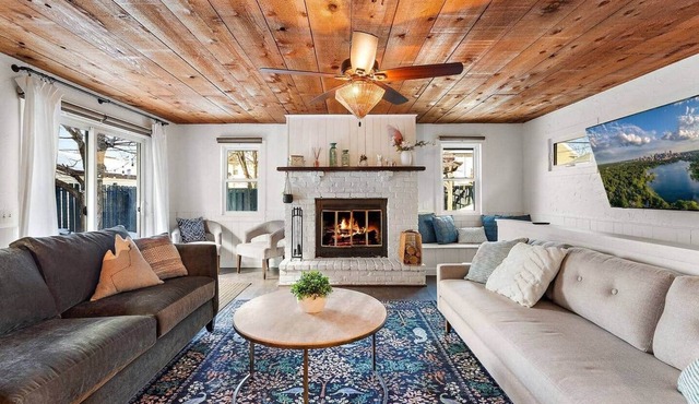 5BR home* Minutes to DT, Venues & Breweries