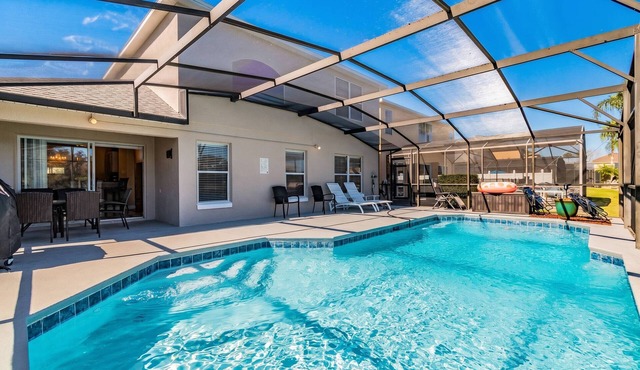 5BR Home w/Private Pool Near Disney