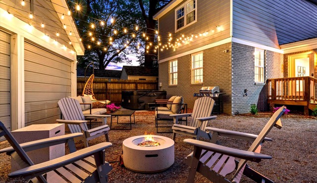 5BR | Hot tub & Pool table | Mins to Beale