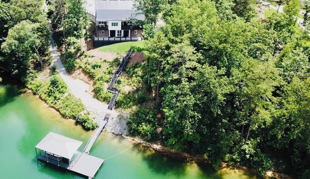 5BR Lakefront Retreat — Quiet Cove, Large Private Dock & Easy Boat Access
