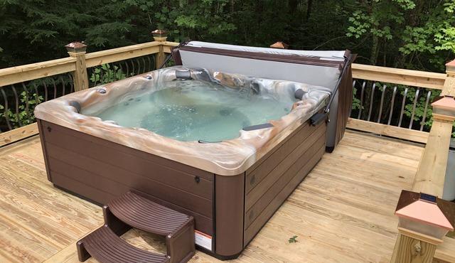 🏅5BR Large~22ppl-HOT TUB~ Easy checkout! 9 mi.Chatt