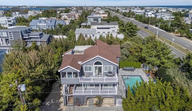 5BR Loveladies LBI Family Escape - Pool - Elevator