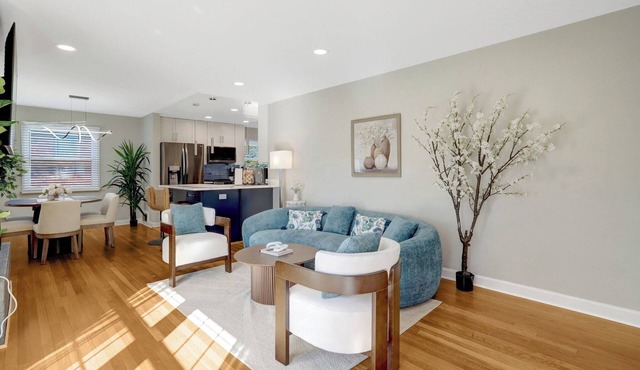 5BR Luxury Home near Washington D.C. with Game Room and Big Back Yard