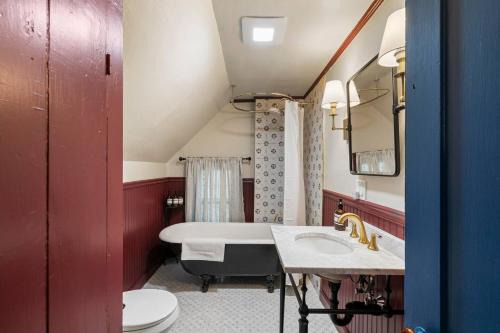5BR Minutes to Salem|Historic Downtown Beverly