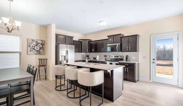 5BR Modern Comfort Spacious Home