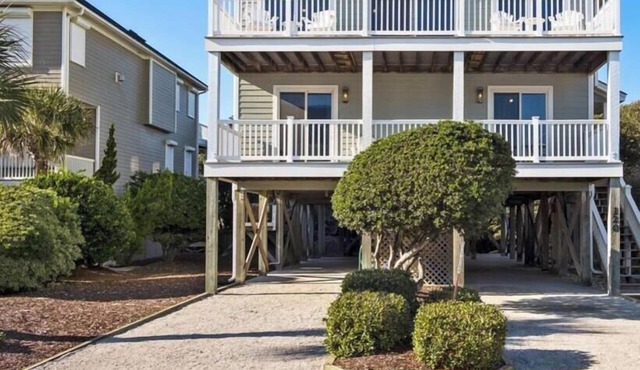 5BR Ocean View House on North Topsail Beach - Pool