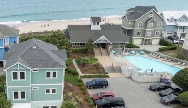 5BR Oceanfront House with Indoor Pool & Hot Tub