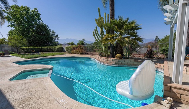 5BR Pool, Sauna & Game Room,Near UCR