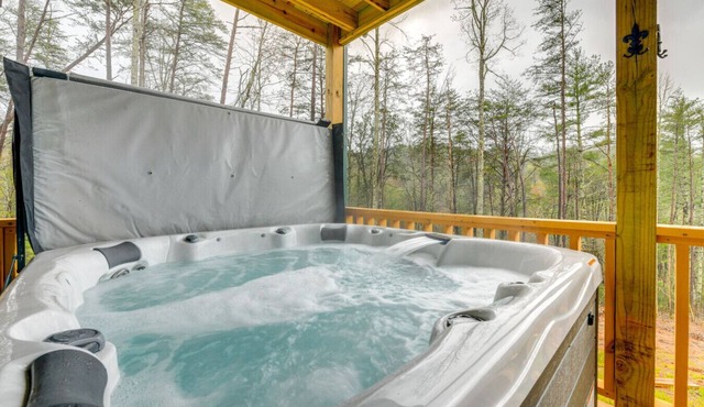 5BR Smoky Mtn Cabin w/Hot Tub & Scenic Views!