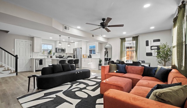 5BR, Steps to Pickleball, Patio Movie Nights, 10 mins from Downtown Richmond