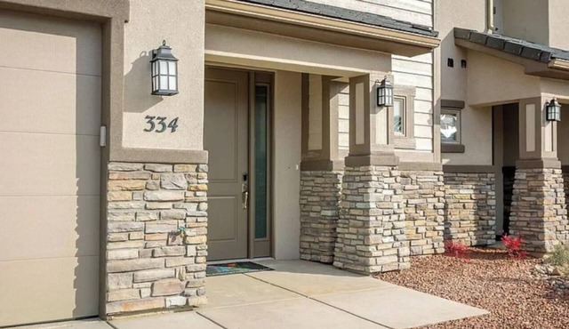 5BR Zion Area - Pool, Fire Pit & Game Room