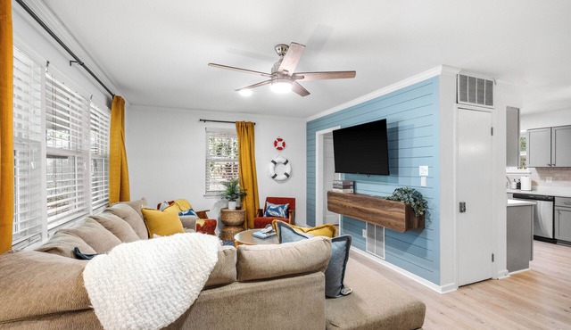 5BR2BA,Game Rm,FirePit,Golf,BBall,Near Parris Island