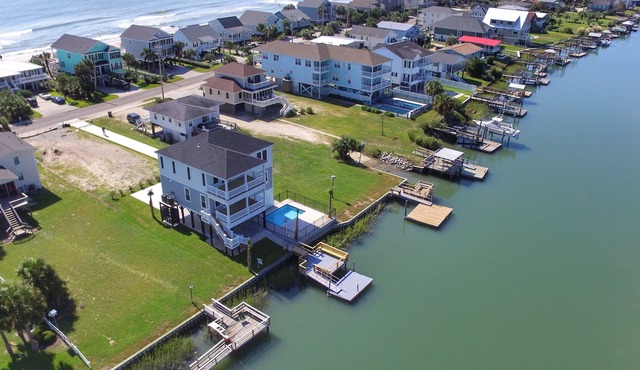 5BRM LUXURY BEACH RENTAL- ON INLET W/PRIVATE POOL & STEPS TO OCEAN