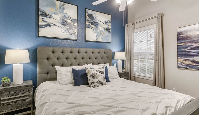 5min to AMH✶9min to MCA✶WiFi✶King Bed✶4K TVs✶②Cars #48