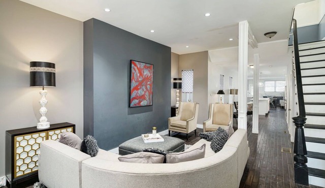 ⭐️5min to center city! google Passayunk Sq. & see the area and beautiful home