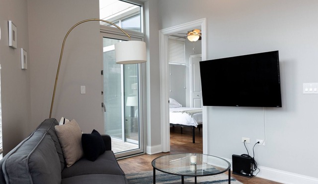 5min to Wicker, Dtown | Quiet Flat + W&D | Zencity