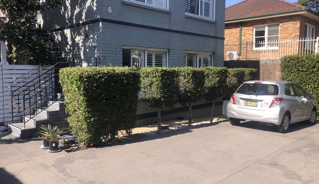 5mins to beautiful beach with own car park place