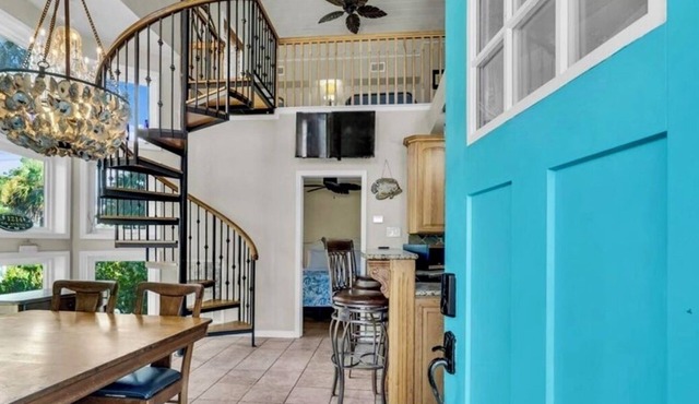 5th Ave Beach Home, Tybee Island, Ga & GOLF CART