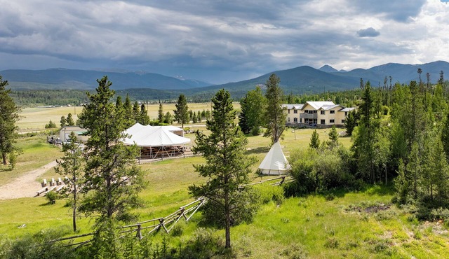 6-Acre Mountain Estate/Casa Vista/Weddings/Retreats/Sleeps 36/