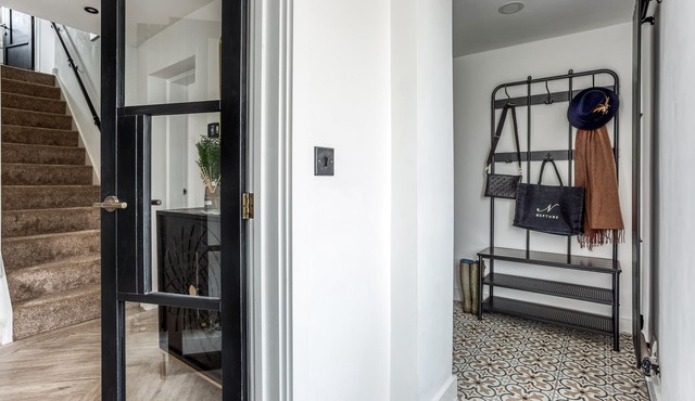 6 Bed House, 10 Guests, Optional Hot Tub