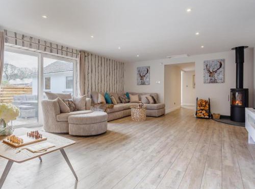 6 Bed in Marazion 77228