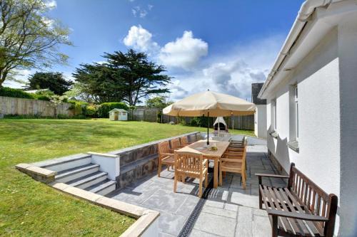 6 Bed in Padstow oc-p00774