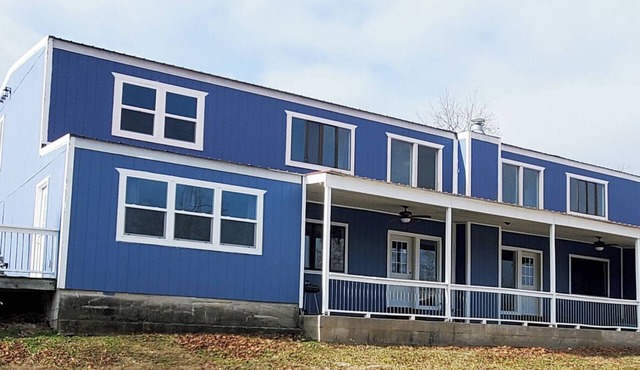 6 Bedroom - 5.5 Bath - Second Tier