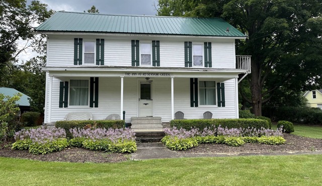 6 Bedroom 6 Bath Country House