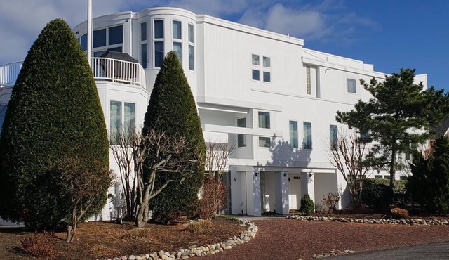 6 bedroom accommodation in Barnegat Light