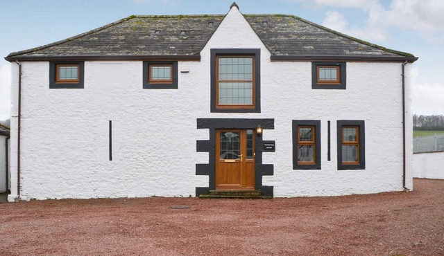 6 bedroom accommodation in Hangingshaw, near Lockerbie