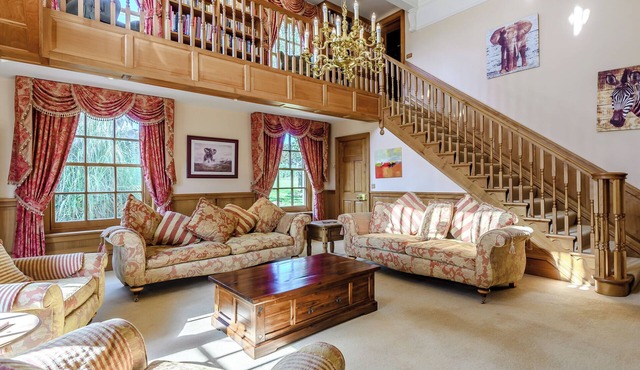 6 bedroom accommodation in Skendleby Psalter, near Alford