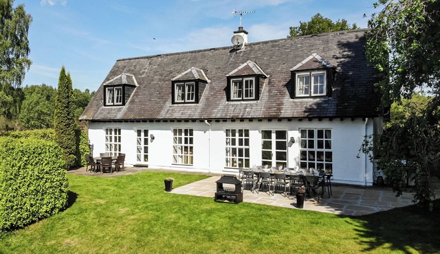6 bedroom accommodation in Beauly, near Inverness