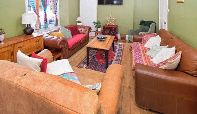 6 bedroom accommodation in Arnside