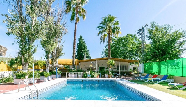 6 bedroom amazing home in Lucena