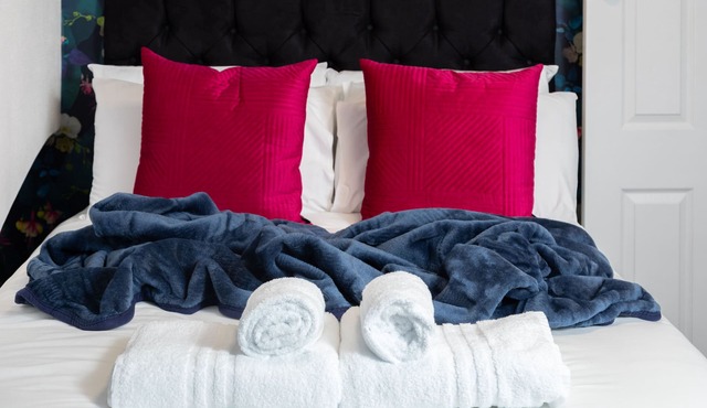 6 Bedroom City Centre Townhouse