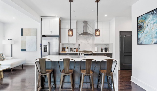 6-Bedroom DC Brownstone - 2 Car Garage, Dual Kitchens & Multiple Living Areas