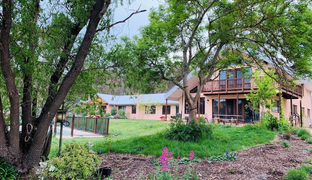 6-bedroom farmhouse in Hahndorf, Adelaide Hills food and wine region