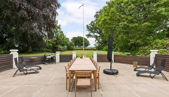 6 bedroom gorgeous home in Skanderborg
