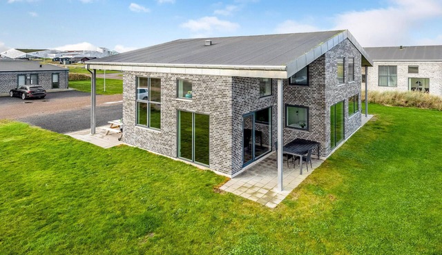 6 bedroom gorgeous home in Ringkøbing