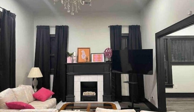 6 Bedroom home with a shabby chic touch!n