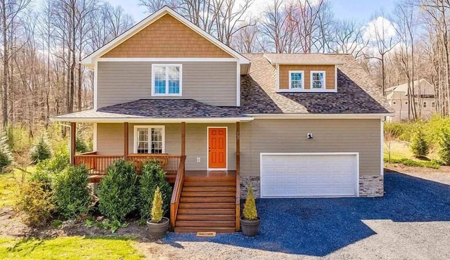 6-bedroom house in Nellysford with WiFi AC Skiing Tubing and Golf
