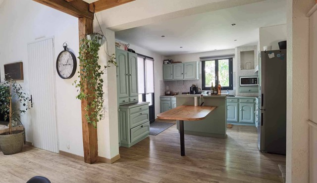 6 bedroom house near puy du fou