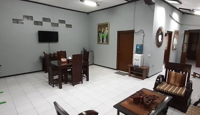 6 Bedroom house near alun-alun kidul Jogjakarta