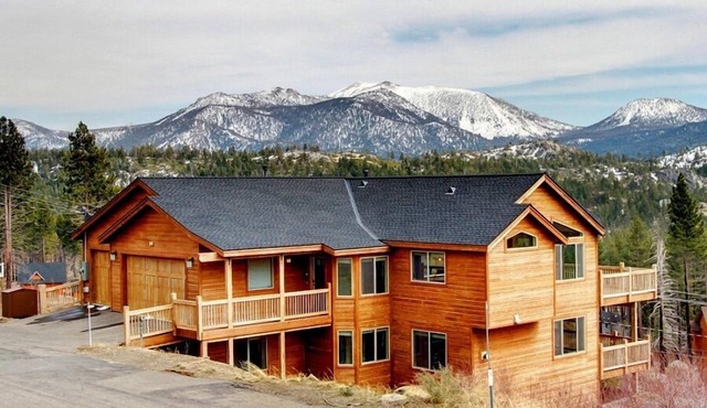 6 bedroom Luxury w/Indoor Pool, Movie Theater, Game Room